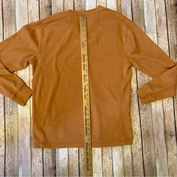 Eddie Bauer Mens L Burnt Orange Mustard Waffle knit 1/4 Button Long Sleeve Shirt - Picture 9 of 10